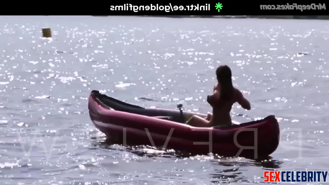 She asked him to be taken to a boat to masturbate, ai Lindsey Shaw