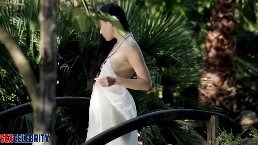 Fake Karine Ferri masturbates like a goddess until orgasm