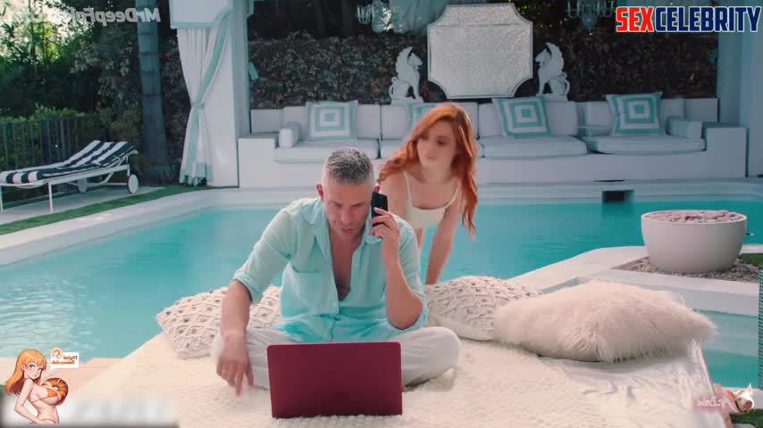 Elizabeth Olsen sex tapes romantic fucking and screaming loudly outside by the pool