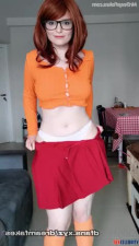 A.I. Tina Fey Rocks Halloween as Velma, Watch Her Hilarious Costume Reveal - DeepFakesCeleb