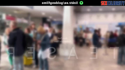 Real Fake Zendaya - Stranger's 2-Min Cumshot After Cock Flash on Plane - DeepFakesCeleb