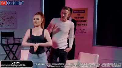 Scarlett Johansson fakes during rehearsal and demonstrates her talent for public sex - DeepFakesCeleb